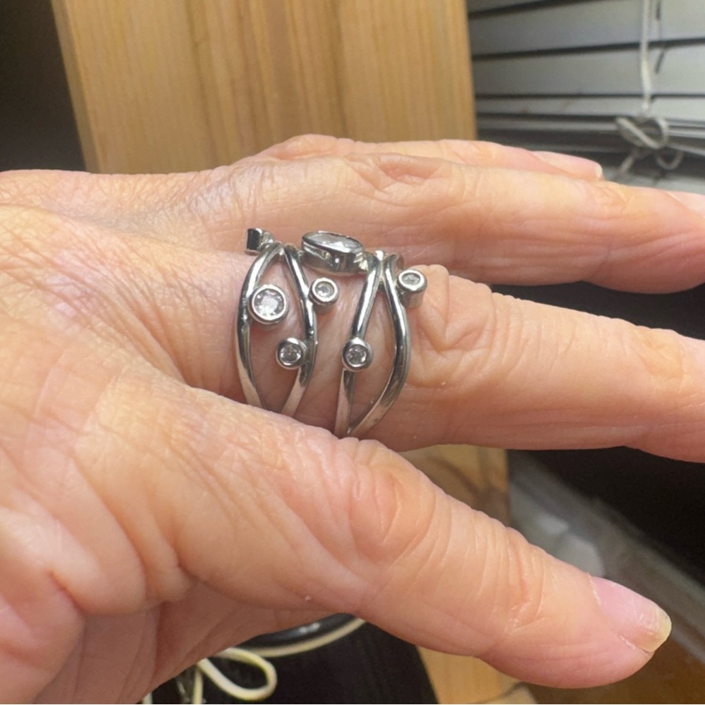 NEW Sterling Silver 925 stamped stacked ring with beautiful clear stones. Size 6 - Picture 8 of 16